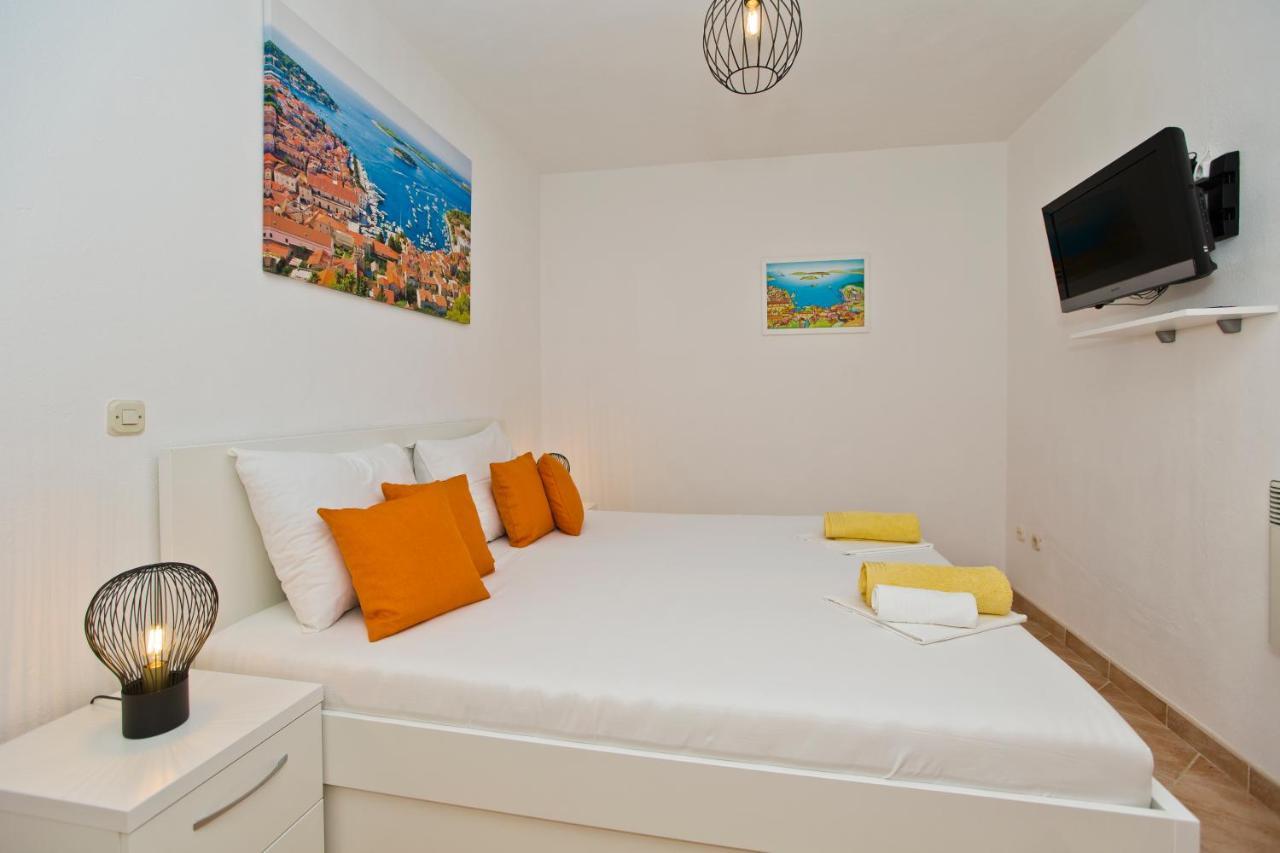 Apartment Zara Хвар Экстерьер фото
