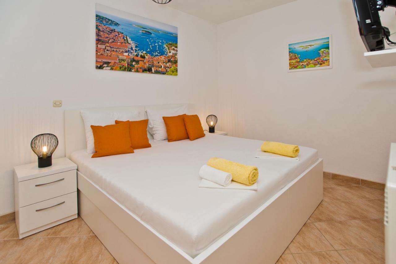 Apartment Zara Хвар Экстерьер фото