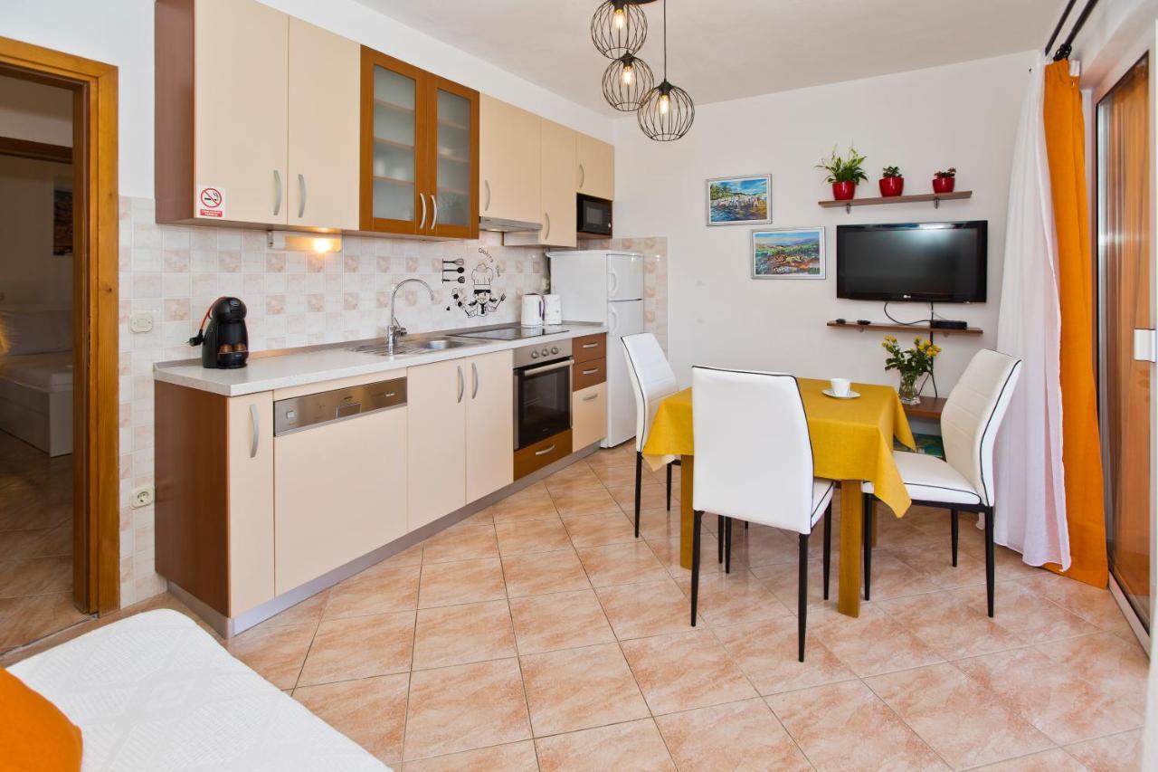 Apartment Zara Хвар Экстерьер фото