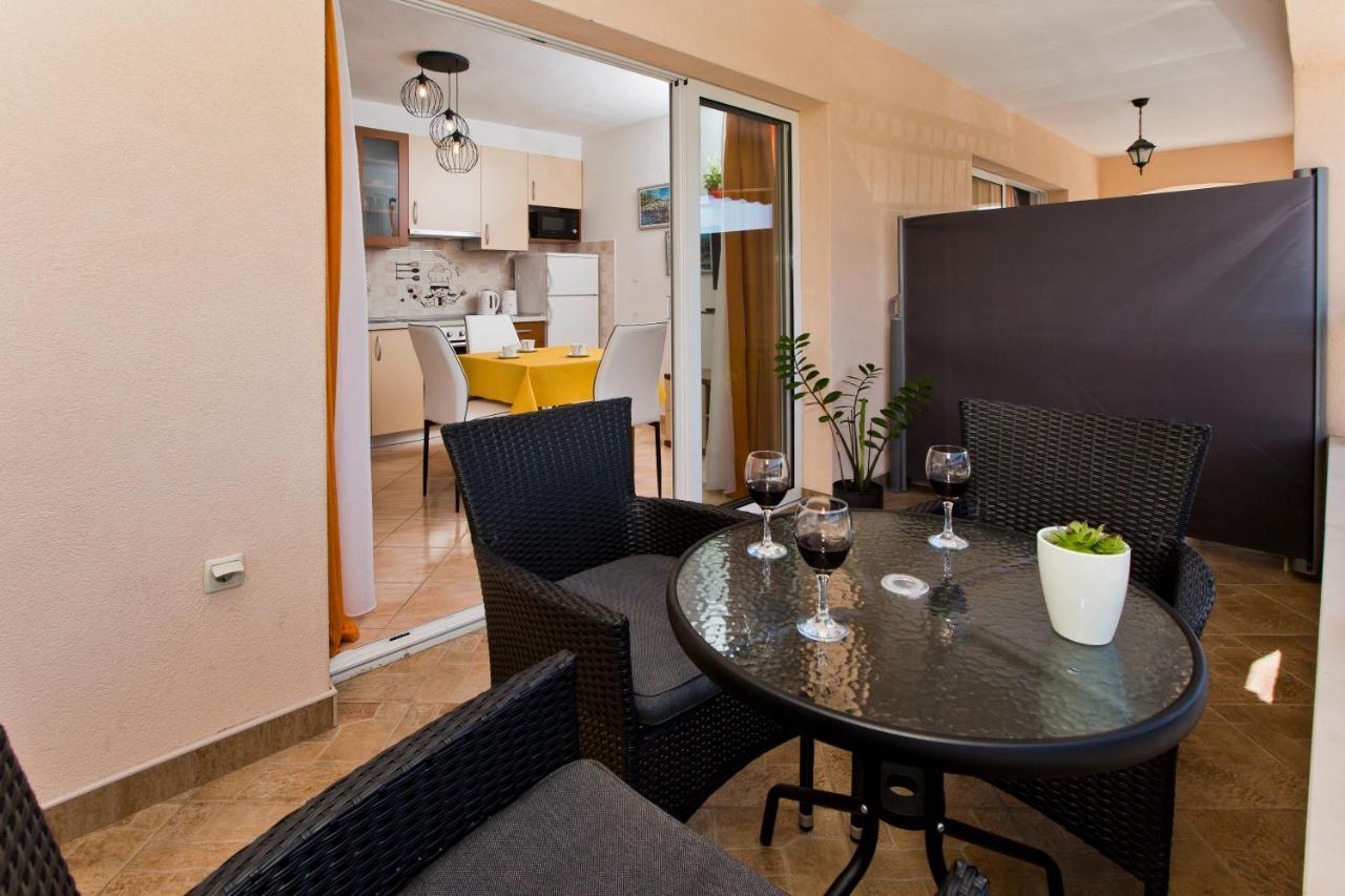 Apartment Zara Хвар Экстерьер фото